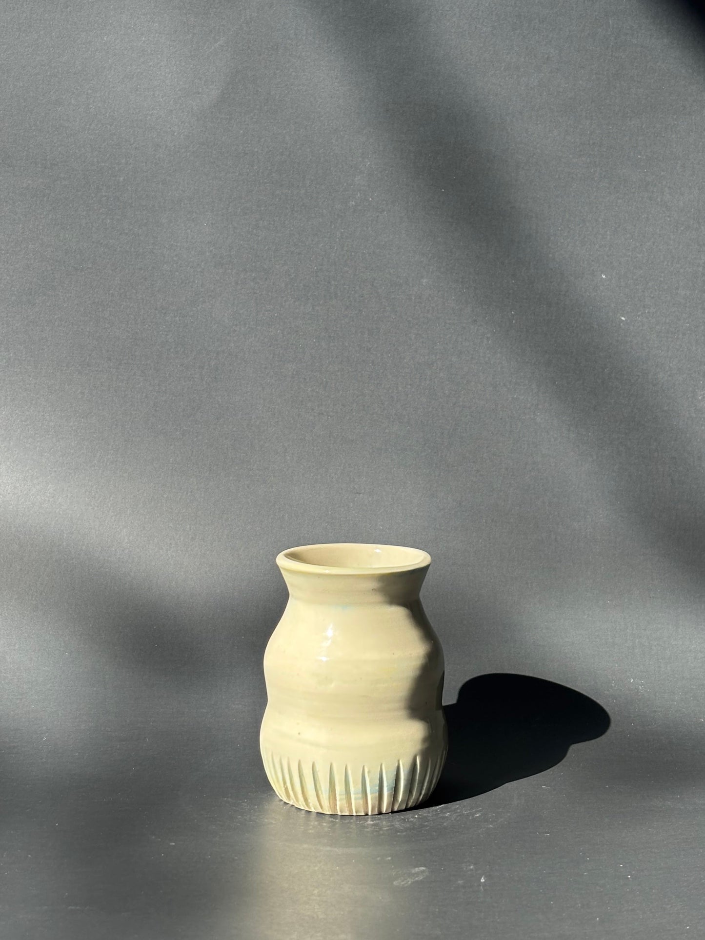 Mini Swirl Vase 1