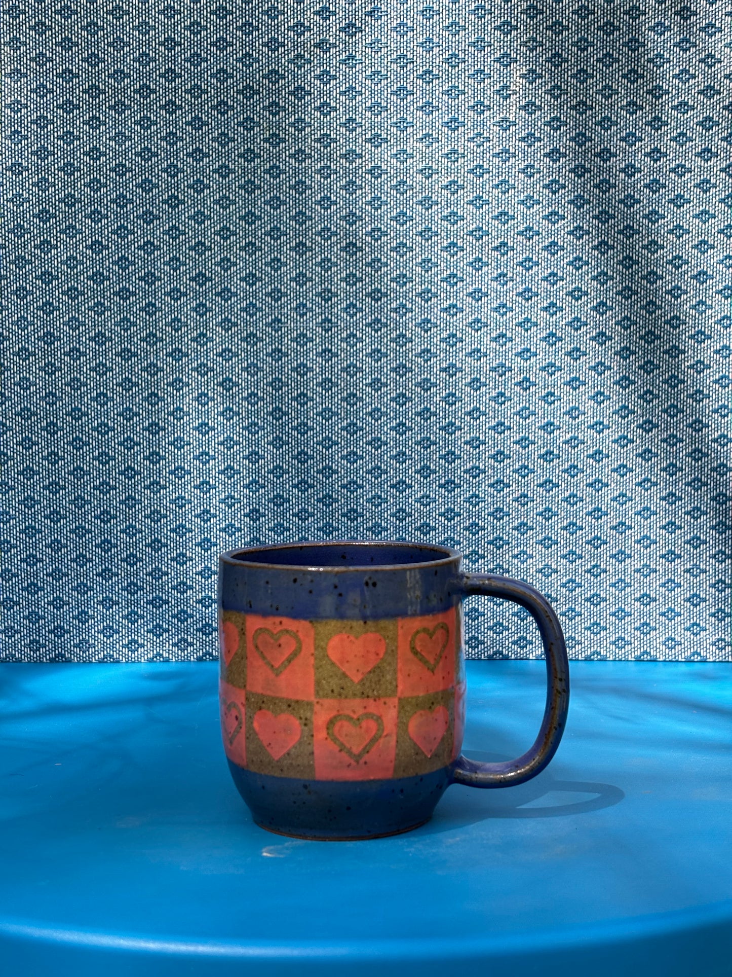 Checker heart mug